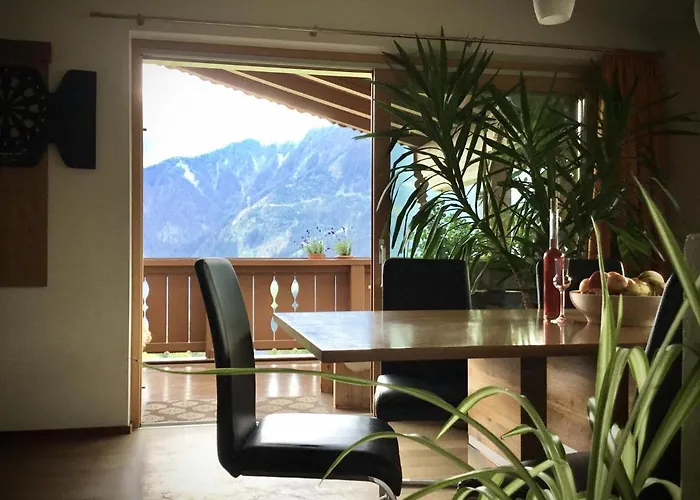 Astegg, * Φίνκενμπεργκ